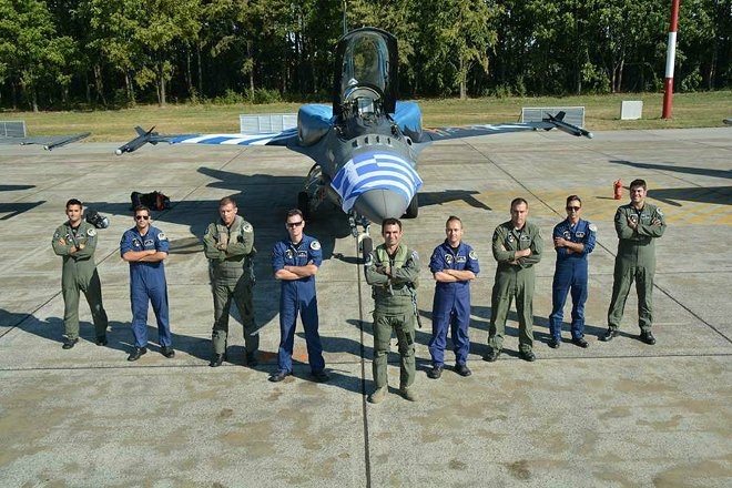 Να σημειωθεί πως το διάστημα 19-20 Σεπτεμβρίου 2015 η Ομάδα Αεροπορικών Επιδείξεων Μεμονωμένου Αεροσκάφους F-16 &quot;Ζευς&quot; θα συμμετέχει στην εκδήλωση &quot;NATO Days in Ostrava Czech Air Force Days 2015&quot;, στην Ostrava της Τσεχίας.